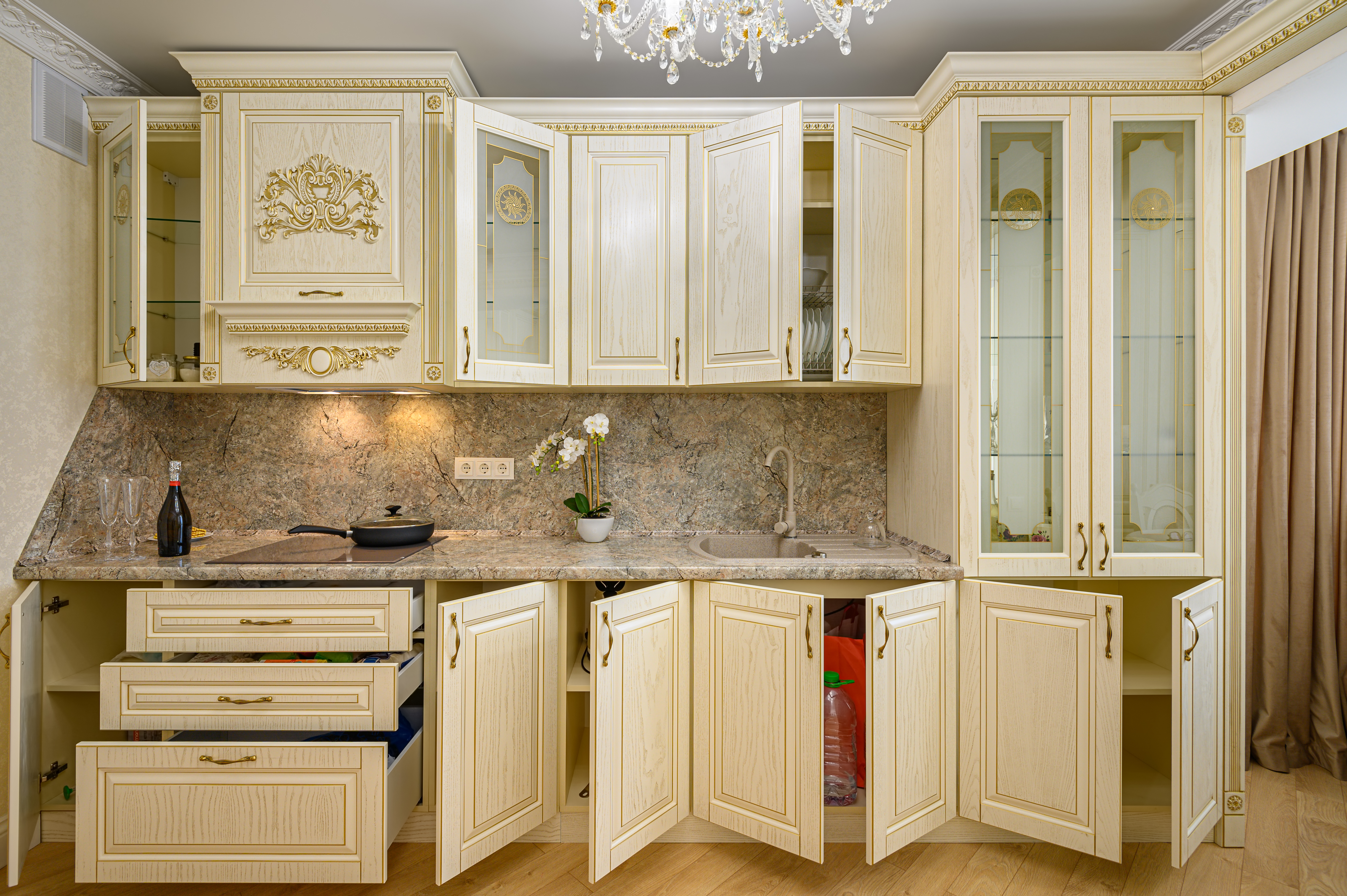 Custom cabinet and built-in installation